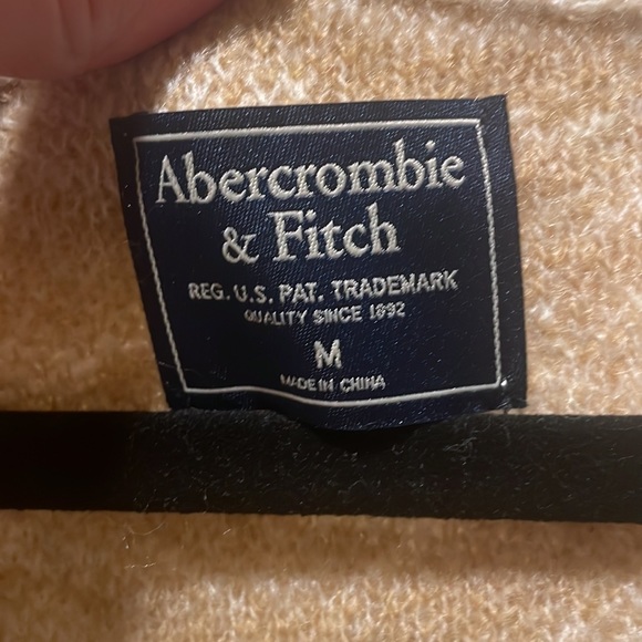 Abercrombie soft zebra print sweater.  NWOT - Picture 2 of 3